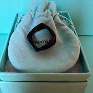 🌸🌸 RARE Authentic Tiffany & Co. Gehry Black Jade Torque Ring